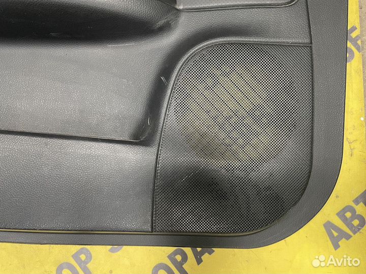 Обшивка передняя левая Nissan Note E11