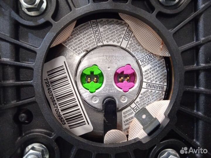 Подушка безопасности водителя Land Rover Discovery