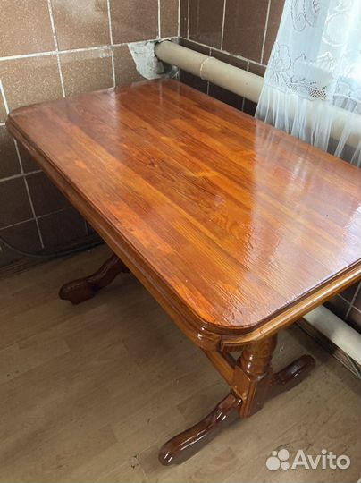 Кухонный стол б/у