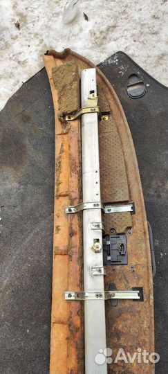 Полка багажника W210