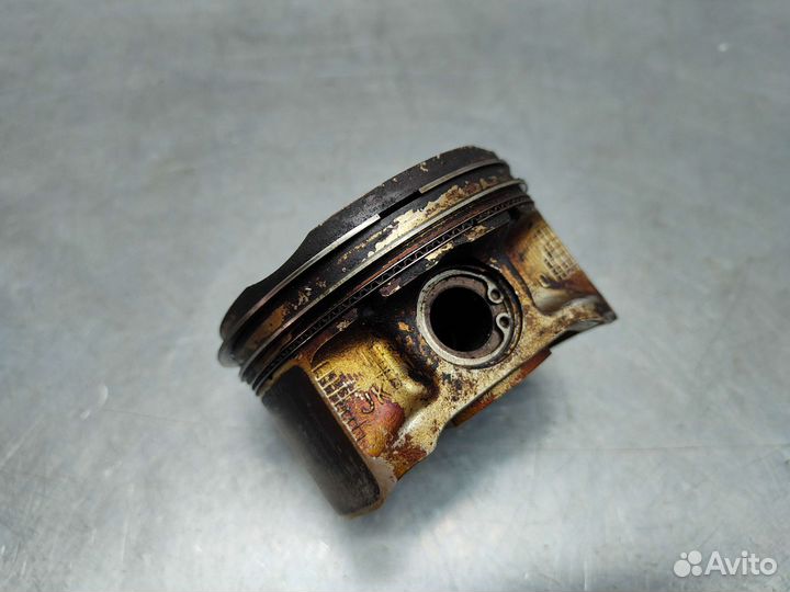 Поршень VQ25 Nissan Cedric 2001 г.в