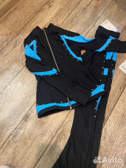 Одежда для фигурного катания