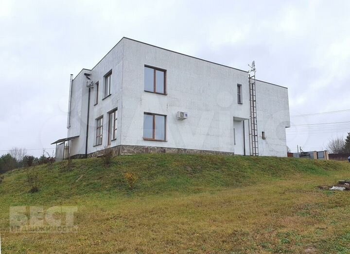 Дом 295,2 м² на участке 40 сот.