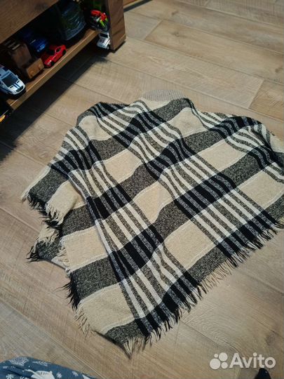 Набор шапок,шарфов, палантинов, перчаток пакетом