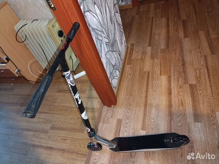 Трюковой Самокат взрослый 120 кг