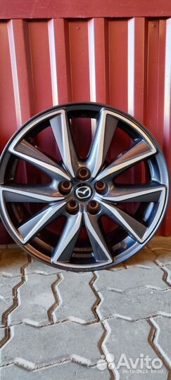 Литые диски на mazda R 19