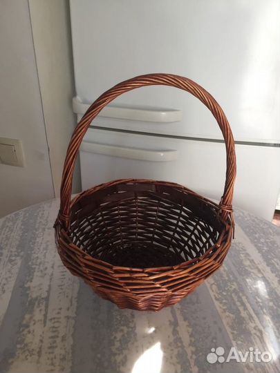 Корзина плетеная для цветов и подарков