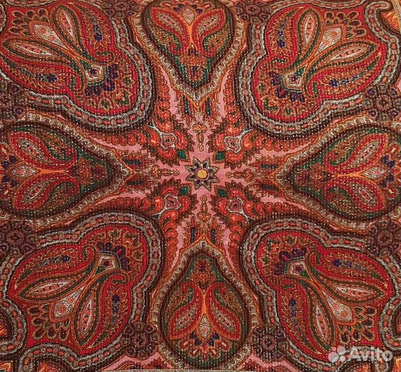 Павловопосадский платок с люрексом