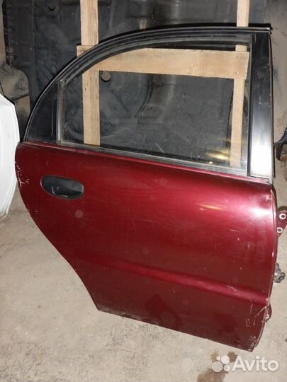 Дверь задняя правая Chevrolet Lanos