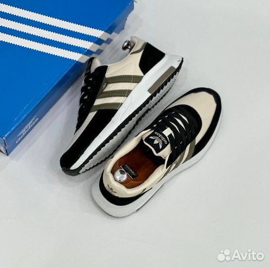 Кроссовки adidas retropy f2