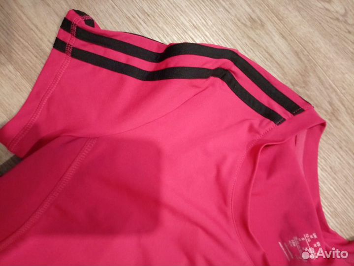 Футболка Adidas женская