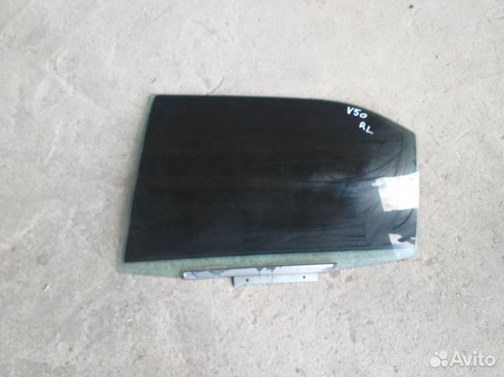 Стекло заднее левое Toyota Camry V50
