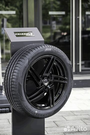 Triangle EffeXSport TH202 255/40 R19 100Y