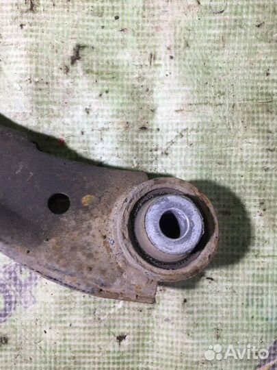 Рычаг задний левый Honda Civic 8