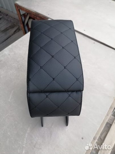 Подлокотник на hyundai accent