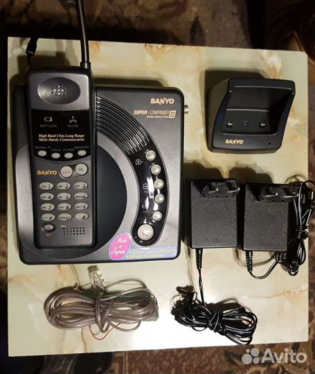 Телефон sanyo Япония дальнобойный