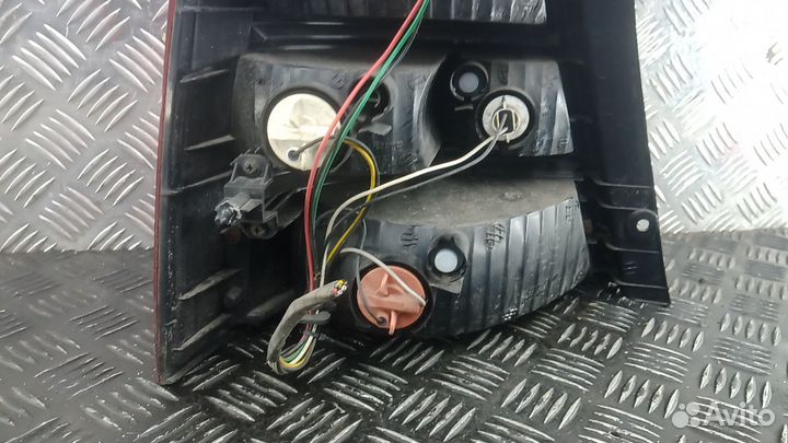 Б/У Б/У Фонарь задний правый 924023E510