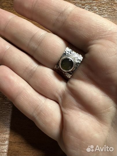 Серебряное кольцо с лазуритом и сердоликом