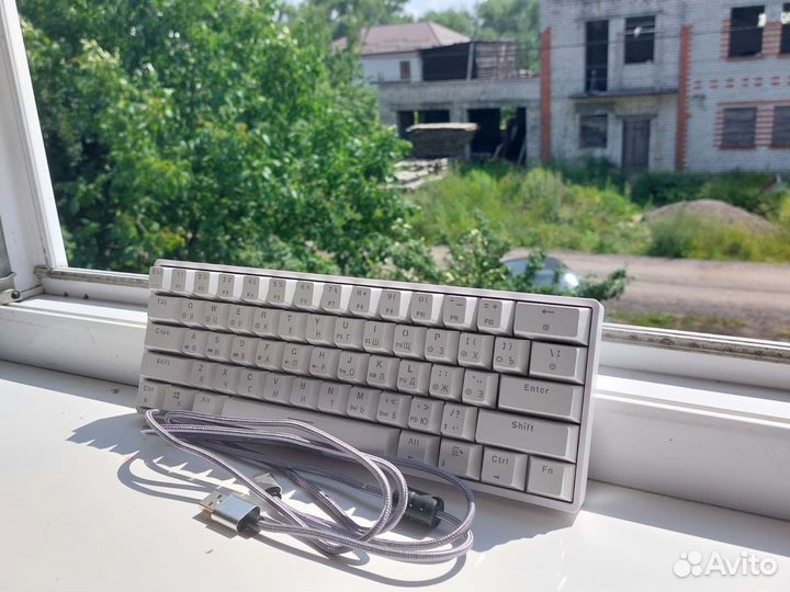 Игровая клавиатура skyloong gk61