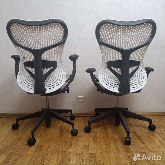 Herman Miller Mirra 2 Made in U.K. кресло компьюте