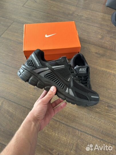 Кроссовки nike