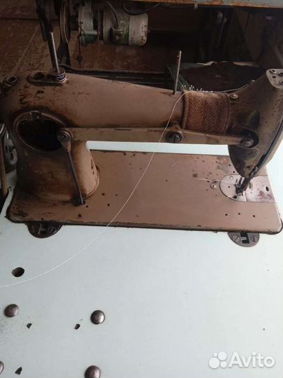 Швейная машинка