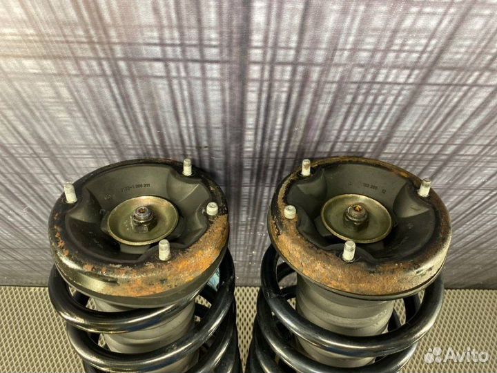 Комплект стоек передний Bmw X5 E53 M54 2004