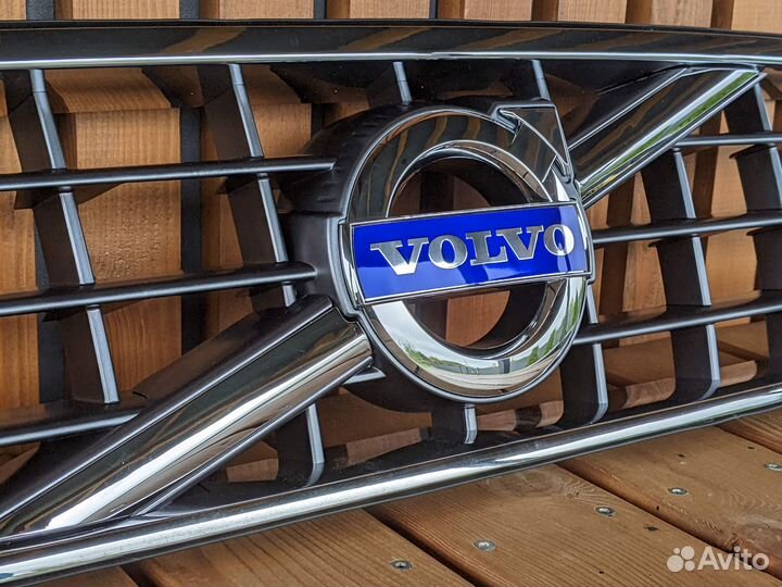 Решетка радиатора Volvo XC90