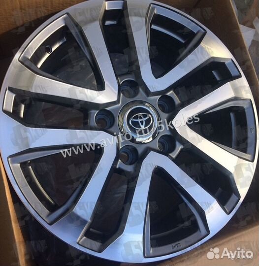 Диски на Toyota Land Cruiser 200 R22
