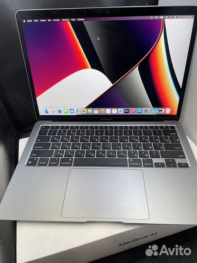 Macbook Air 13 (2020), 256 гб, М1