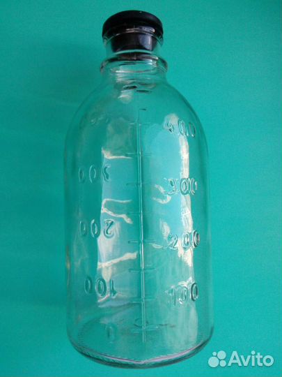 Бутылочки, ступка с пестиком медицинские