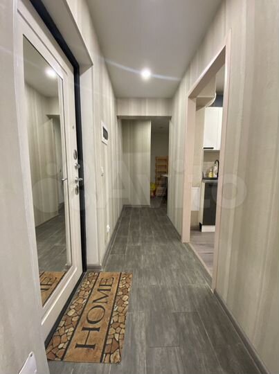 2-к. квартира, 56 м², 1/16 эт.