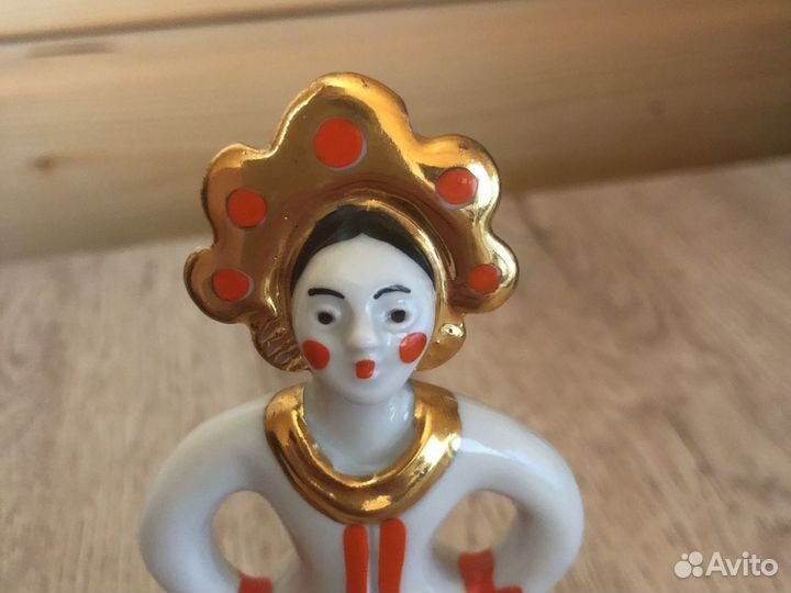 Статуэтка Дулево фарфор