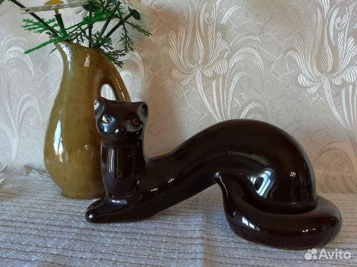 Статуэтки фарфор