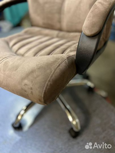 Компьютерное кресло