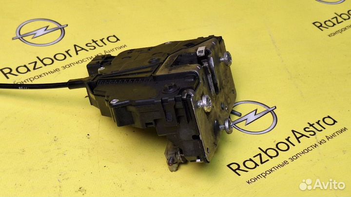 Замок двери задней правой Opel Corsa D
