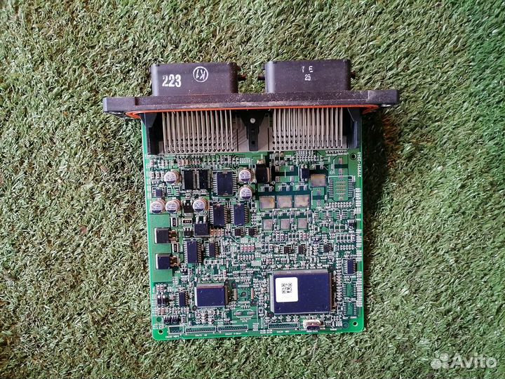 Блок управления двигателем 279721-2240 Mazda Axela