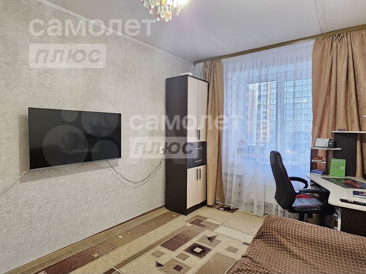 4-к. квартира, 95 м², 5/5 эт.