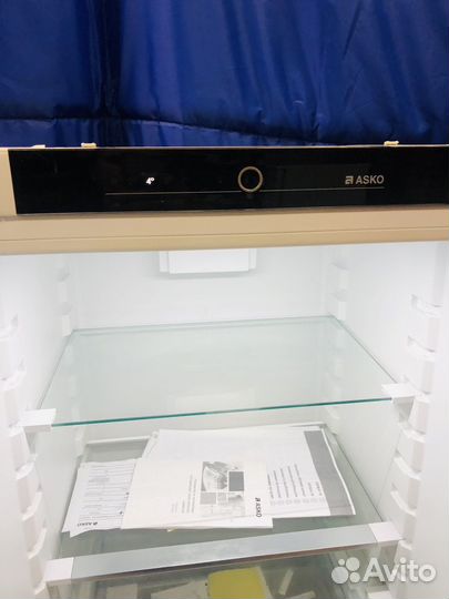 Встраиваемый холодильник Asko