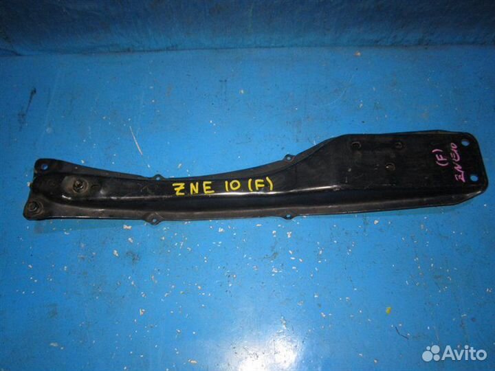 Балка подвески передняя Тойота Ипсум ACM20