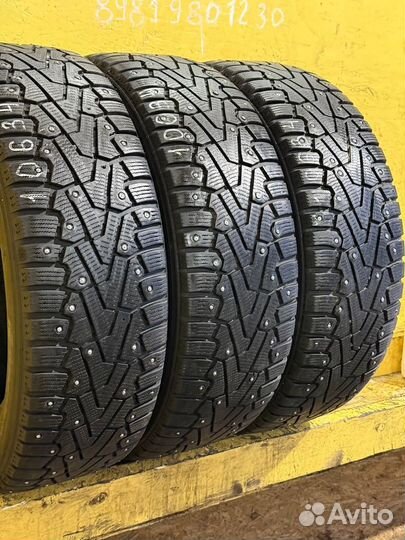 Pirelli Ice Zero 215/65 R17 103T