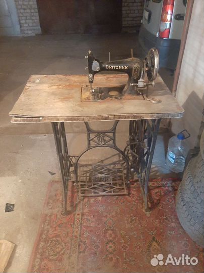 Станина от Швейной машины гризнер