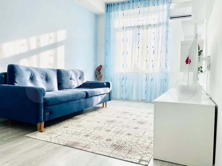 2-к. квартира, 60 м², 4/10 эт.