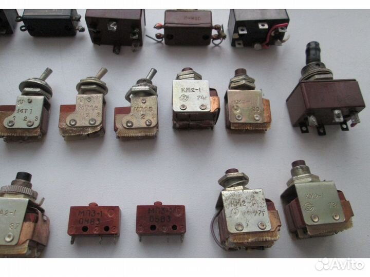 Тумблеры,выкл-вкл,кнопки-37 шт все вместе, СССР