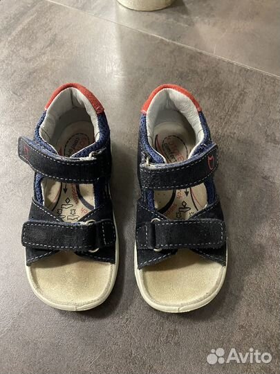 Сандалии котофей 24