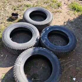 Nokian Tyres Hakkapeliitta 5 215/65 R16