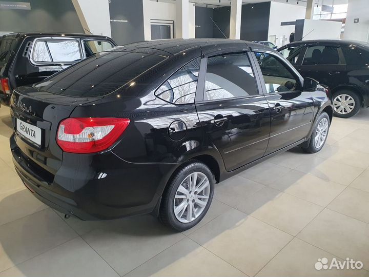 LADA Granta 1.6 МТ, 2023