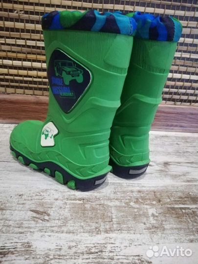 Резиновые сапоги 24