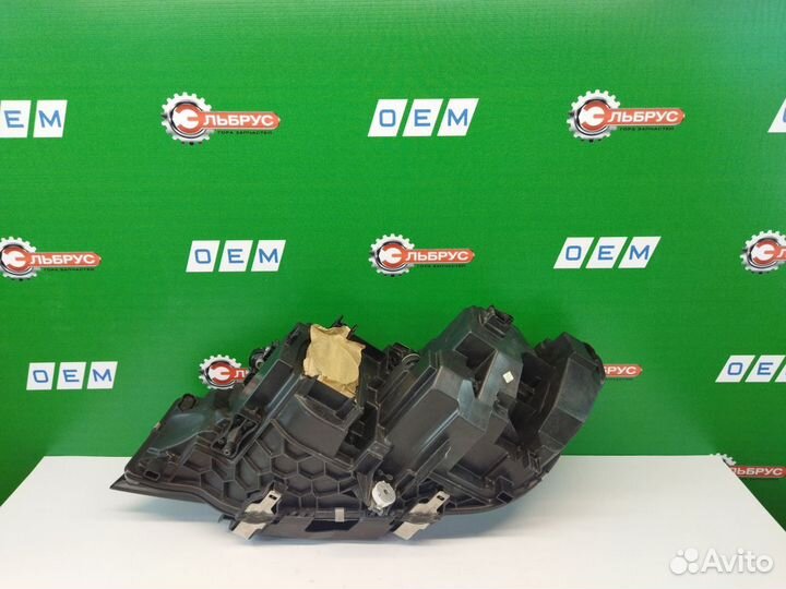 Фара правая BMW G20