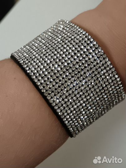 Браслет толстый со стразами